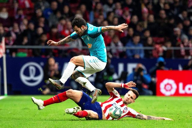 拜仁计划与诺伊尔续约，不打算提前召回努贝尔